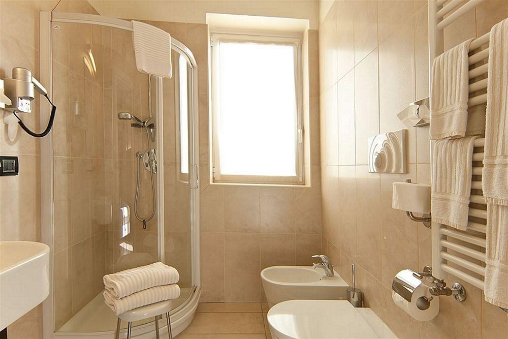 Hotel Fiera Milano Rho Luaran gambar