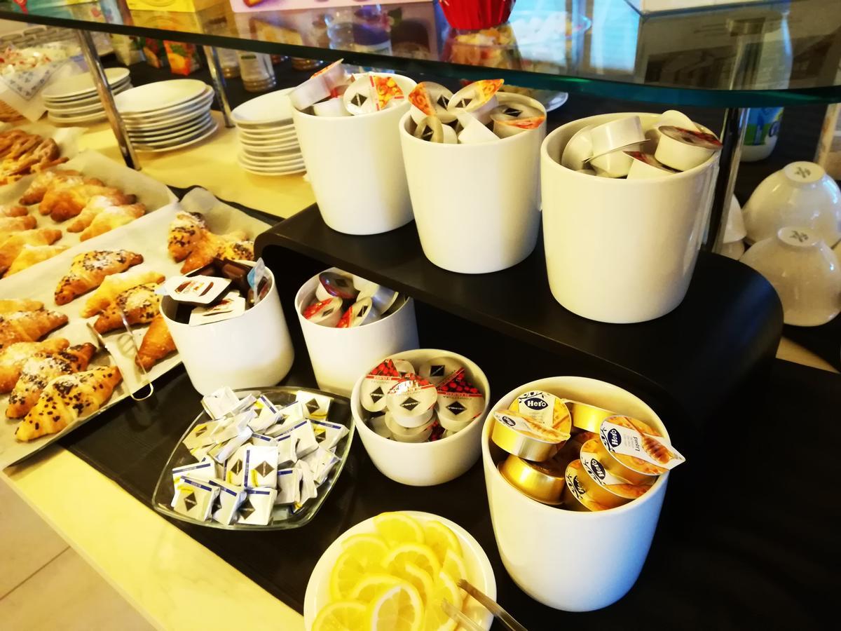 Hotel Fiera Milano Rho Luaran gambar